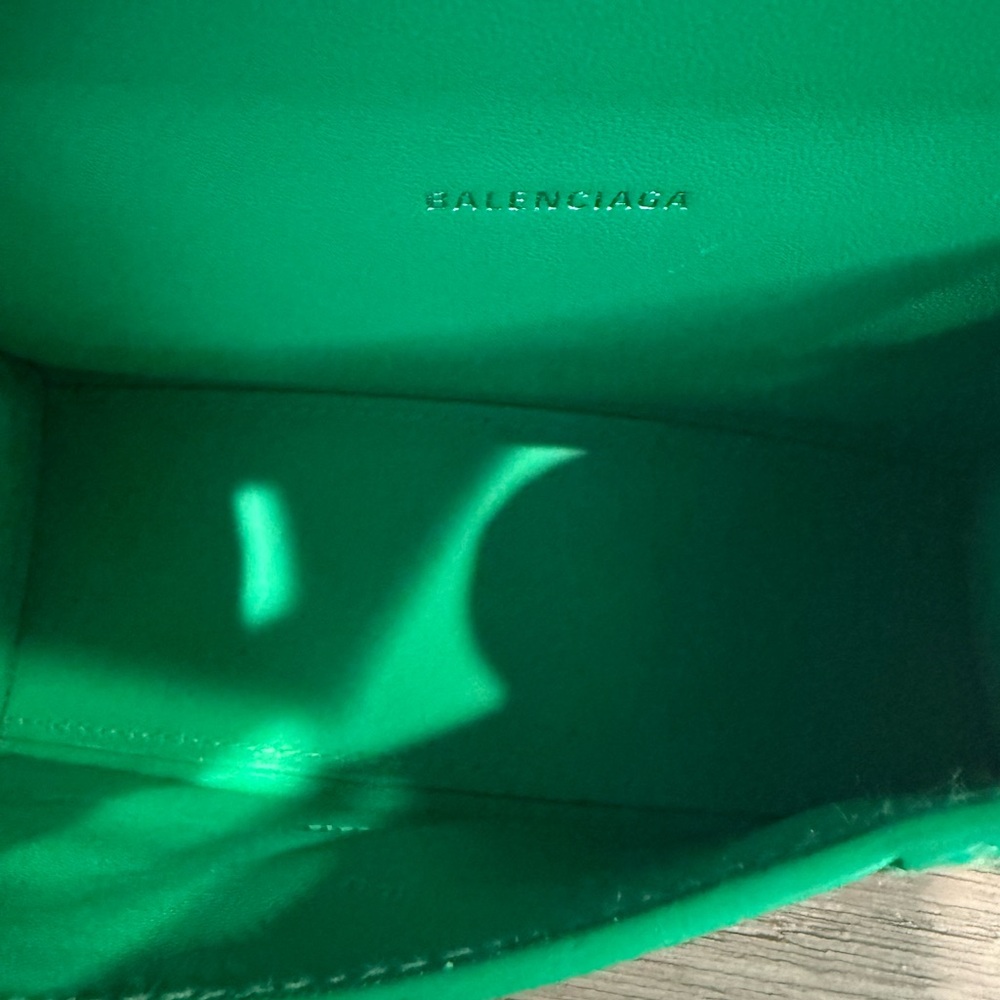 Balenciaga Green Croc-Embossed Handbag - Picture 5 of 6